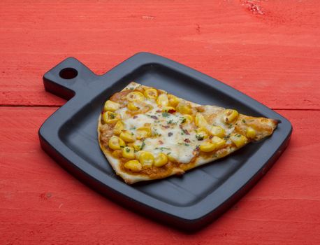 Quattro Stagioni — Pizza Dvor